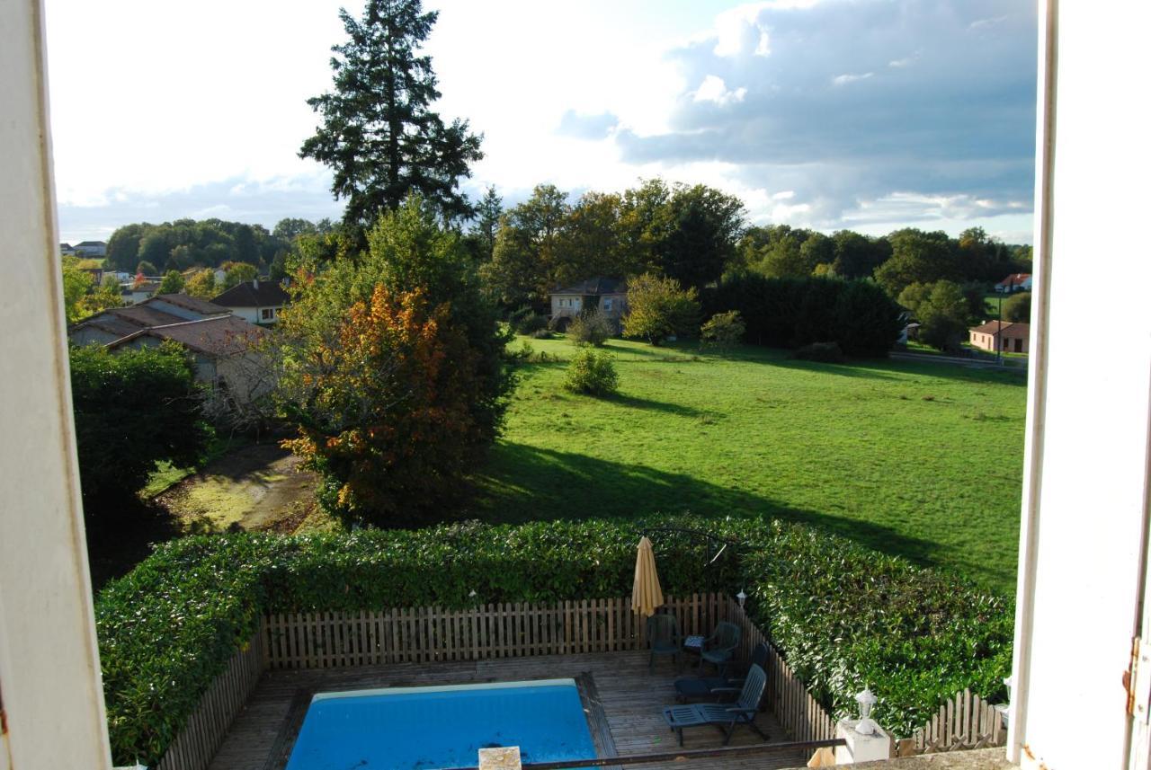 White Grape Inn Piégut-Pluviers Zewnętrze zdjęcie