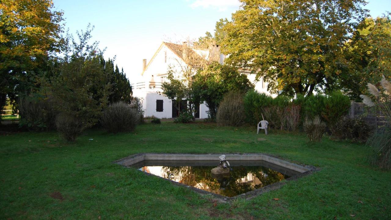 White Grape Inn Piégut-Pluviers Zewnętrze zdjęcie